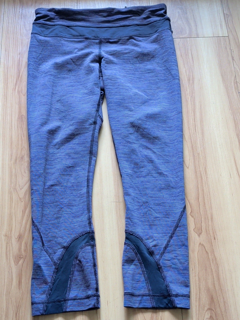 Women’s Lululemon Legging Capri Style In Purple